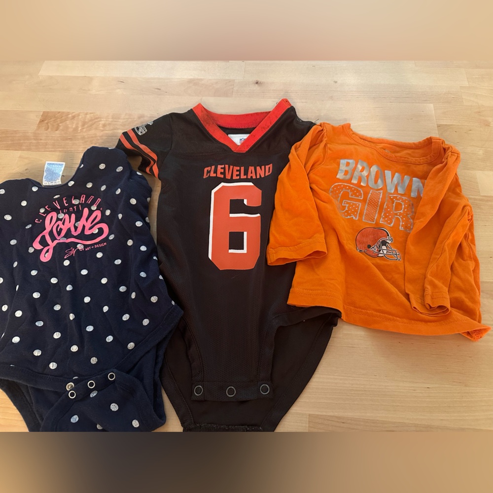 Baby Girl Cleveland Bundle Size 12 months
